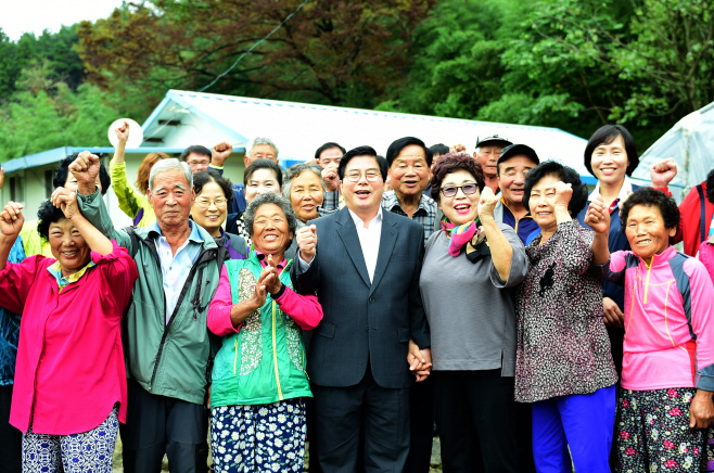 삼계면 주민 유두석 군수