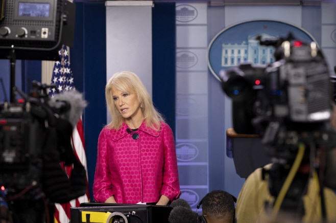 KELLYANNE WHITE HOUSE