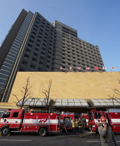 화재 발생한 그랜드 앰배서더 호텔