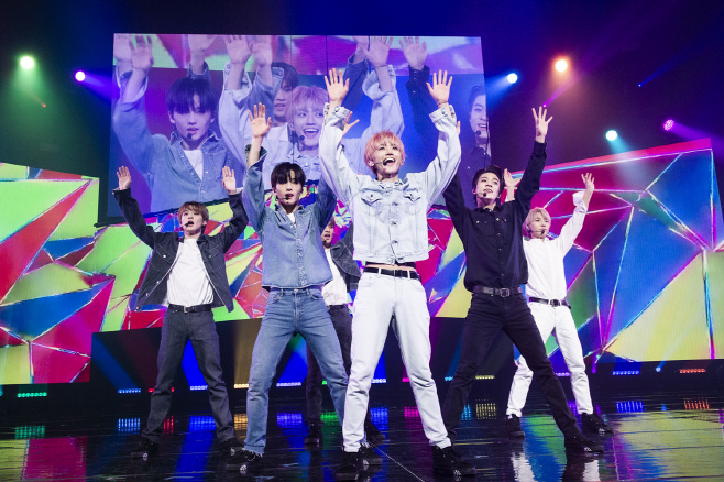 NCT DREAM 일본 공연 이미지 1