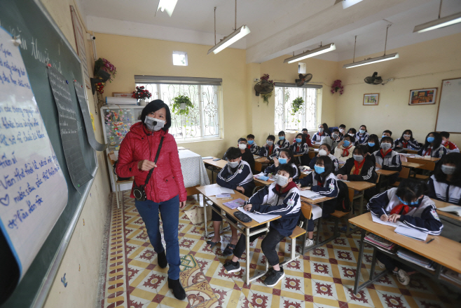 Vietnam China Outbreak <YONHAP NO-5058> (AP)