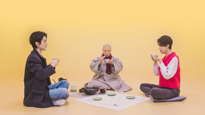 '이동욱은 토크가 하고 싶어서'
