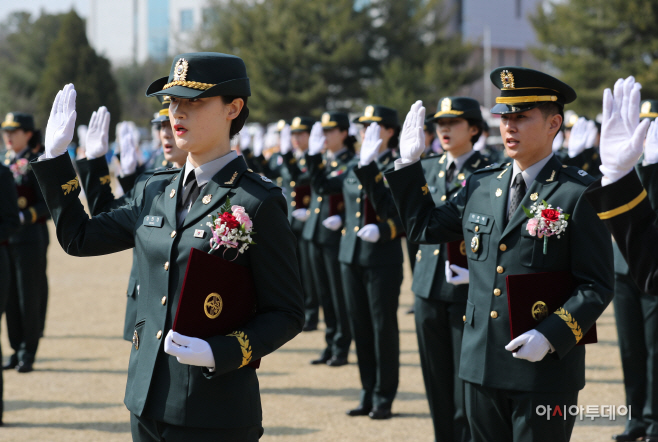 20200303505 국간사 60기 졸업 및 임관식 정경두 장관 양동욱