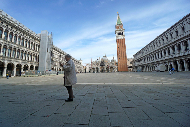 Italy Virus Outbreak