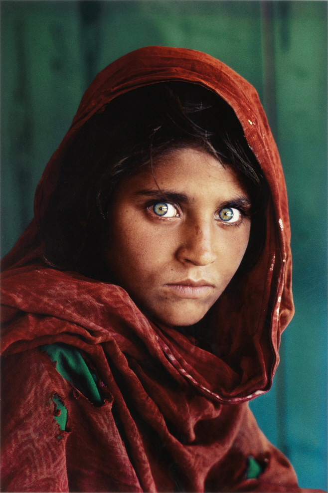스티브 매커리 Sharbat Gula, Afghan Girl, Pakistan