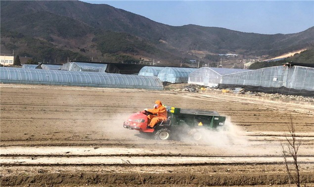 토양개량제 공동살포단 운영