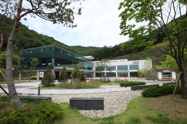 용인평온의숲 나래원