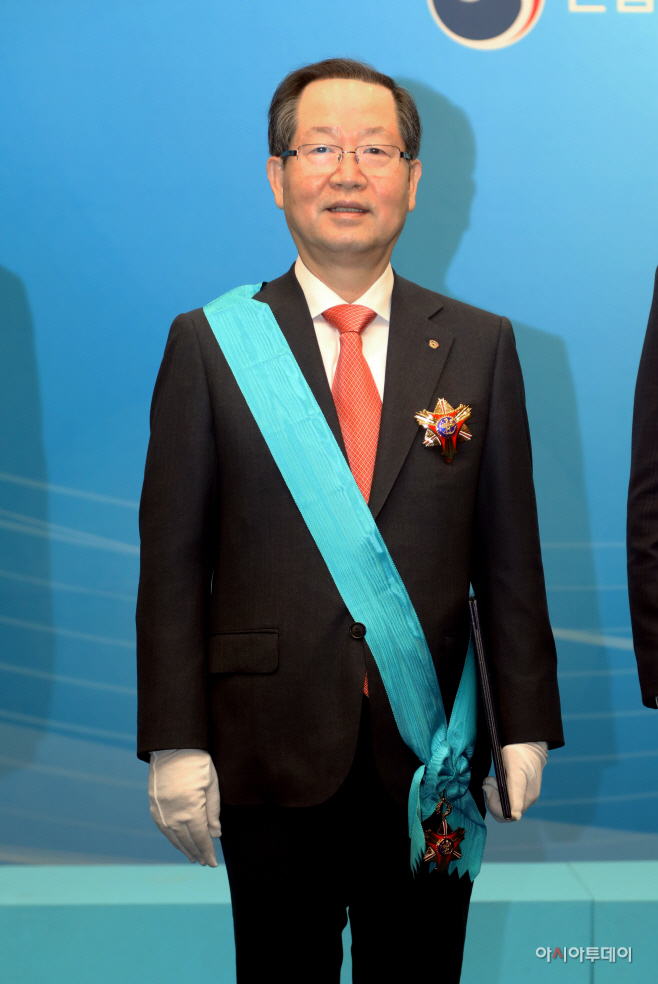금춘수 부회장 수훈 사진