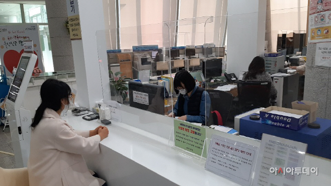광주시, 민원창구 비말 차단시설·코로나19 총력 대응