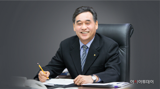 김기홍 회장님 사진