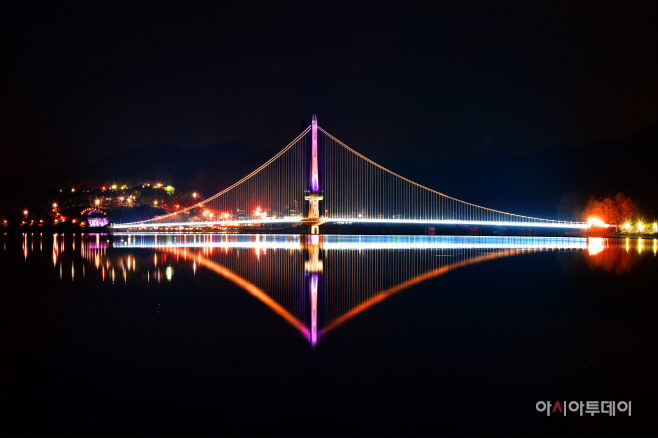 예산군 예당호 출렁다리, 한국관광공사 ‘야간관광 100선’에