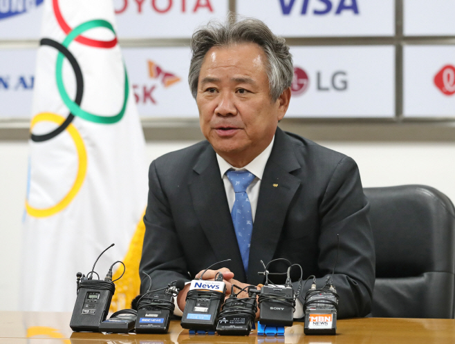 IOC 화상회의 마친 이기흥 회장<YONHAP NO-7938>