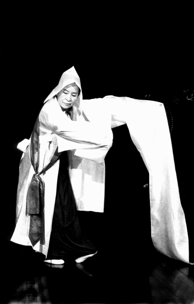 한영숙 승무 한영숙춤보존회 제공