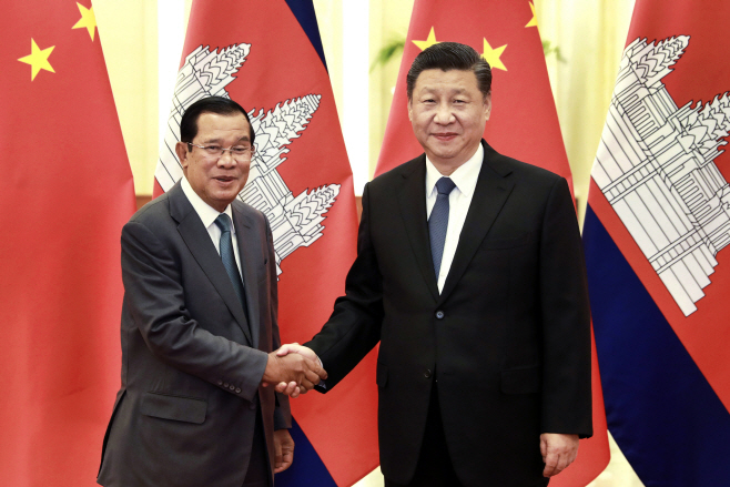 China Cambodia <YONHAP NO-6565> (AP)