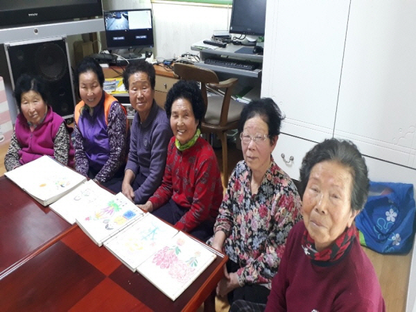 월림마을 할머니 6인방