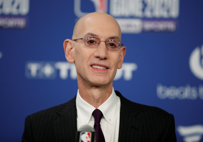 BASKETBALL-NBA-CHA-MIL/REPORT <YONHAP NO-0665> (REUTERS)