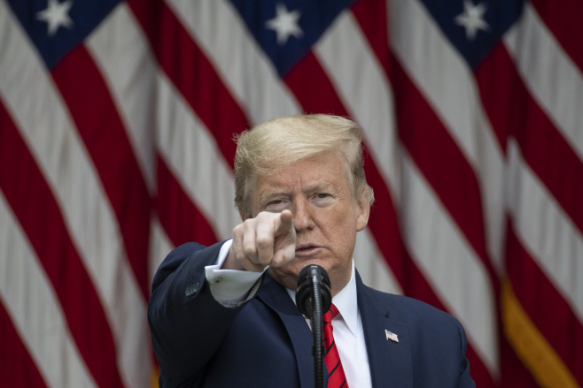Virus Outbreak Trump <YONHAP NO-1222> (AP)
