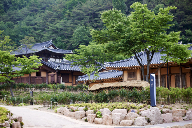 구름에_전경)