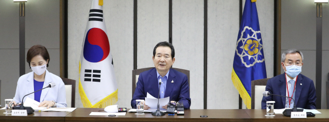 국가산학연협력위원회에서 발언하는 정세균 총리