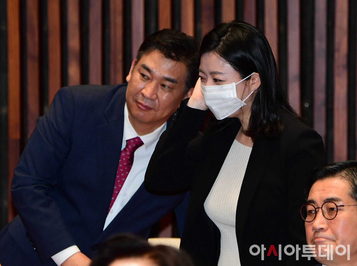 [포토] 당선자총회 참석하는 배현진 - 아시아투데이