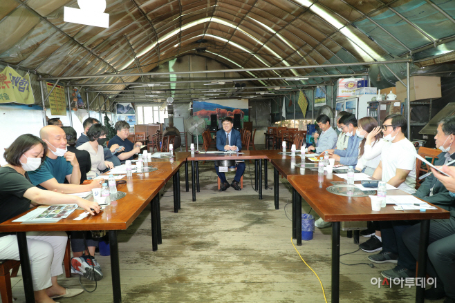 대야미 공공지구 마을기록사업 중간보고회(가운데 한대희시장)