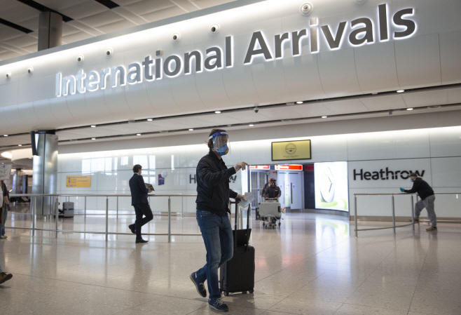 Virus Outbreak Britain <YONHAP NO-4789> (AP)