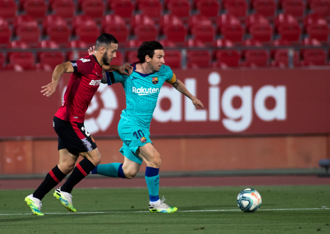 FBL-ESP-LIGA-MALLORCA-BARCELONA <YONHAP NO-1671> (AFP)