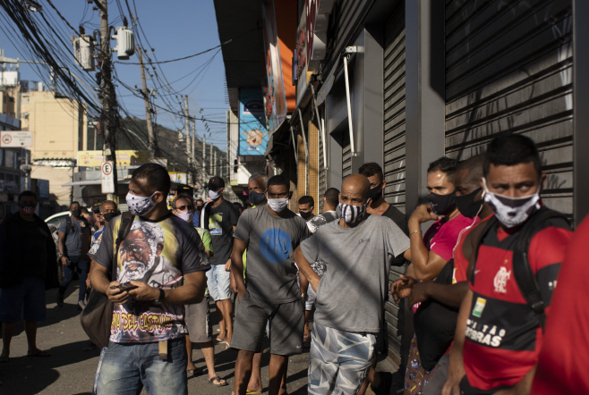 Virus Outbreak Brazil <YONHAP NO-1435> (AP)