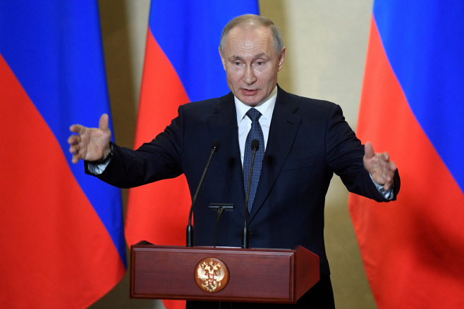 RUSSIA-PUTIN/VOTE <YONHAP NO-4660> (via REUTERS)