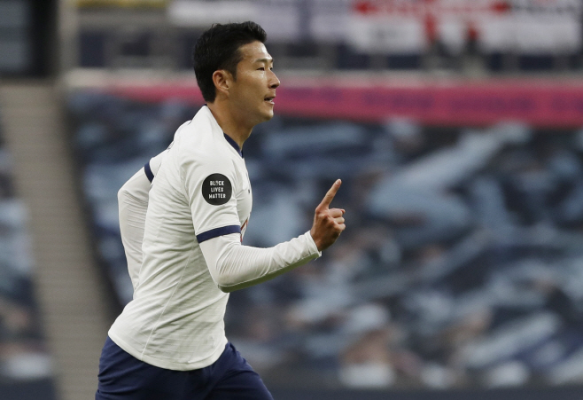 SOCCER-ENGLAND-TOT-WHU/REPORT <YONHAP NO-1539> (REUTERS)