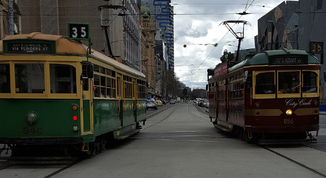 tram-2667087_960_720