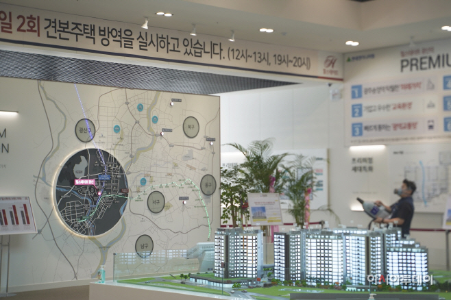 힐스테이트 광산_견본주택 방역사진_2