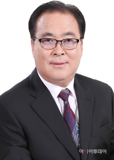 신원주 안성시의회 의장 후반기 의장 연임