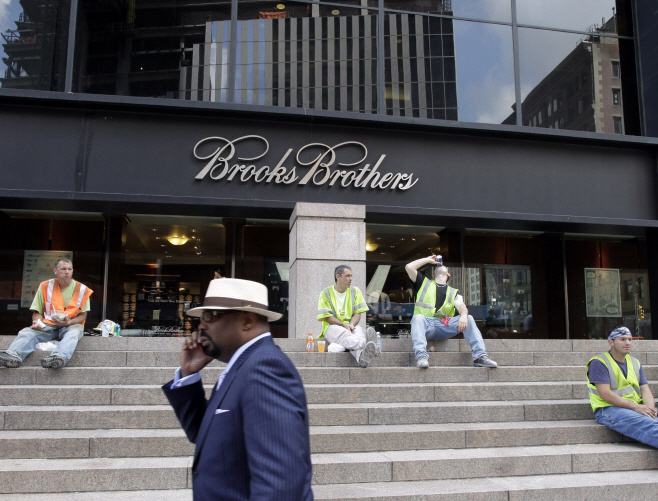 CORRECTION Brooks Brothers Bankruptcy