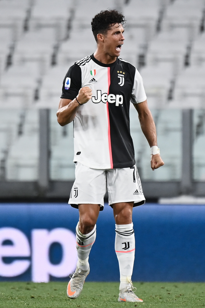 FBL-ITA-SERIEA-JUVENTUS-SAMPDORIA <YONHAP NO-1098> (AFP)