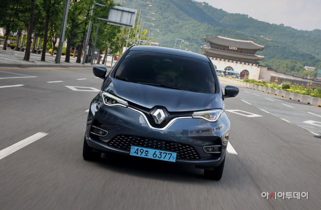 Renault ZOE 16_주행