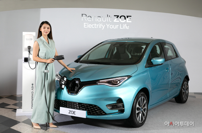 Renault ZOE 05