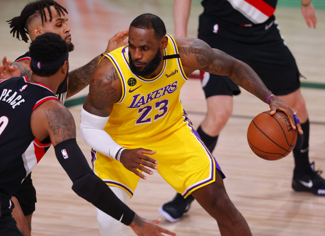 Trail Blazers Lakers Basketball <YONHAP NO-2022> (AP)