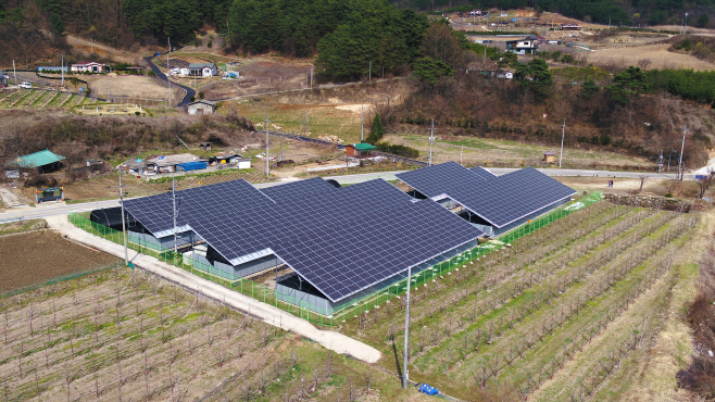 1. 버섯재배농장 위 태양광 발전(춘양면)