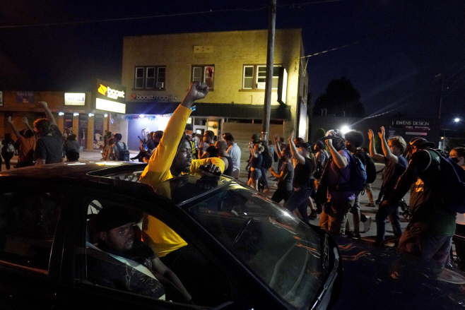 Police Shooting Wisconsin <YONHAP NO-2321> (AP)
