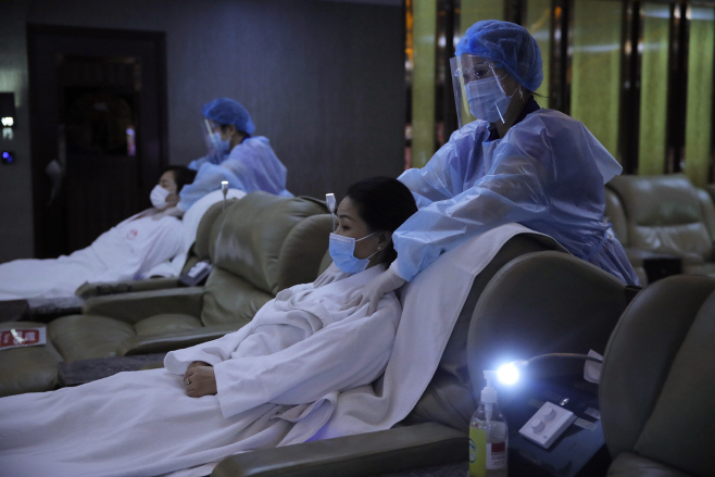 Virus Outbreak Hong Kong