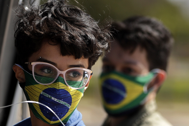 Virus Outbreak Brazil <YONHAP NO-0122> (AP)