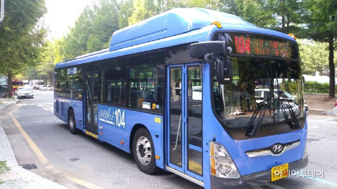 버스