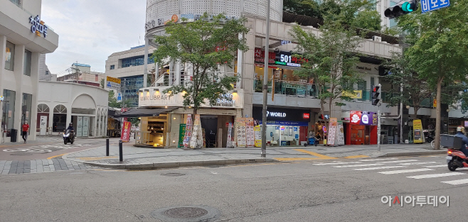 홍대입구역 상권