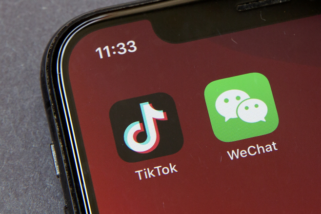 WeChat TikTok Banned <YONHAP NO-6326> (AP)