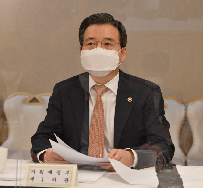 김용범 차관