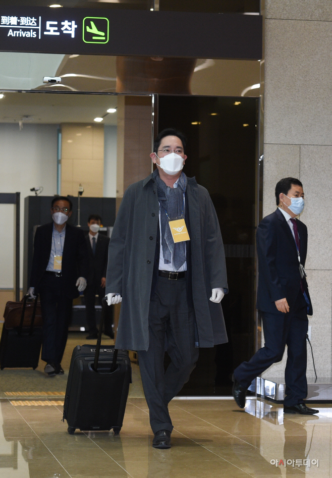 [포토]이재용 부회장, 유럽 출장서 귀국