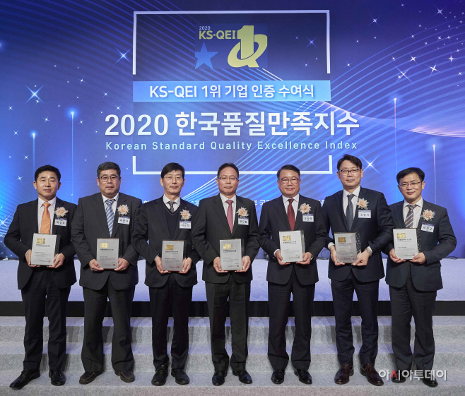 기 KCC 이사, 이강희 KCC글라스 이사