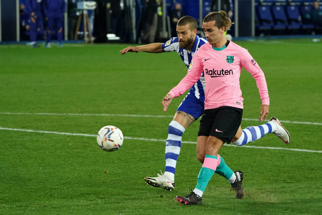 FBL-ESP-LIGA-ALAVES-BARCELONA <YONHAP NO-1722> (AFP)