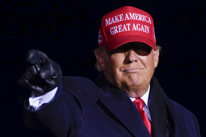 Election 2020 Trump <YONHAP NO-3702> (AP)